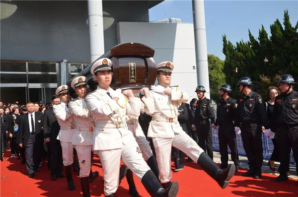 1572672104690941.jpg 35.jpg